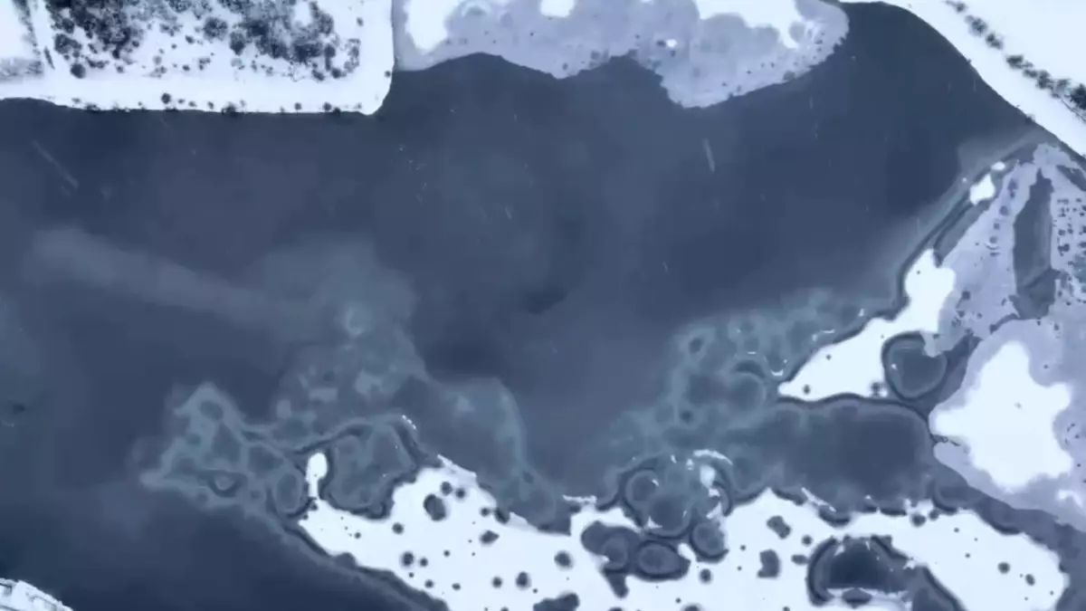 Buz Tutmuş Göl: Çubuk Gölü Havadan Görüntülendi