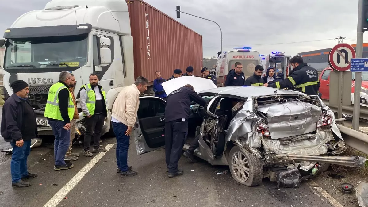 Çerkezköy’de TIR Kazası: 3 Yaralı