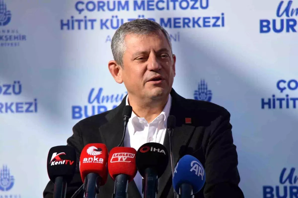 CHP Genel Başkanı Özel: “Bunların kötü sözlerine kulağımızı tıkıyoruz, milletimizin gözünün içine bakıyoruz”