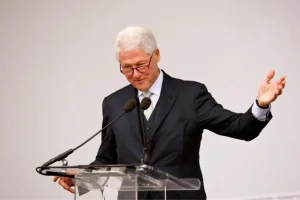 Clintonlar Epstein Soruşturmasında İfade Verecek