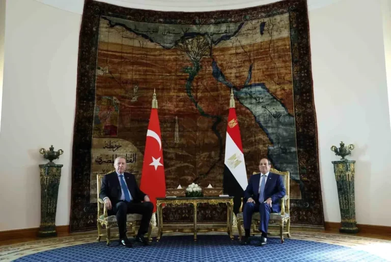 Cumhurbaşkanı Erdoğan, Mısır Cumhurbaşkanı Sisi ile Görüştü