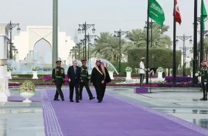 Cumhurbaşkanı Erdoğan Riyad’da Veliaht Prens Selman ile Görüştü