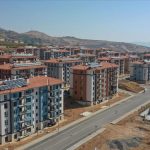 Cumhurbaşkanı Erdoğan’ın afet konutlarıyla ilgili verdiği müjde deprem bölgesinde sevinçle karşılandı