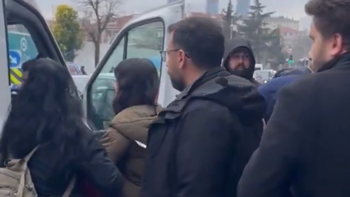 Cumhurbaşkanı Erdoğan’ın gelişi öncesi Boğaziçi’nde bazı öğrenciler olay çıkardı