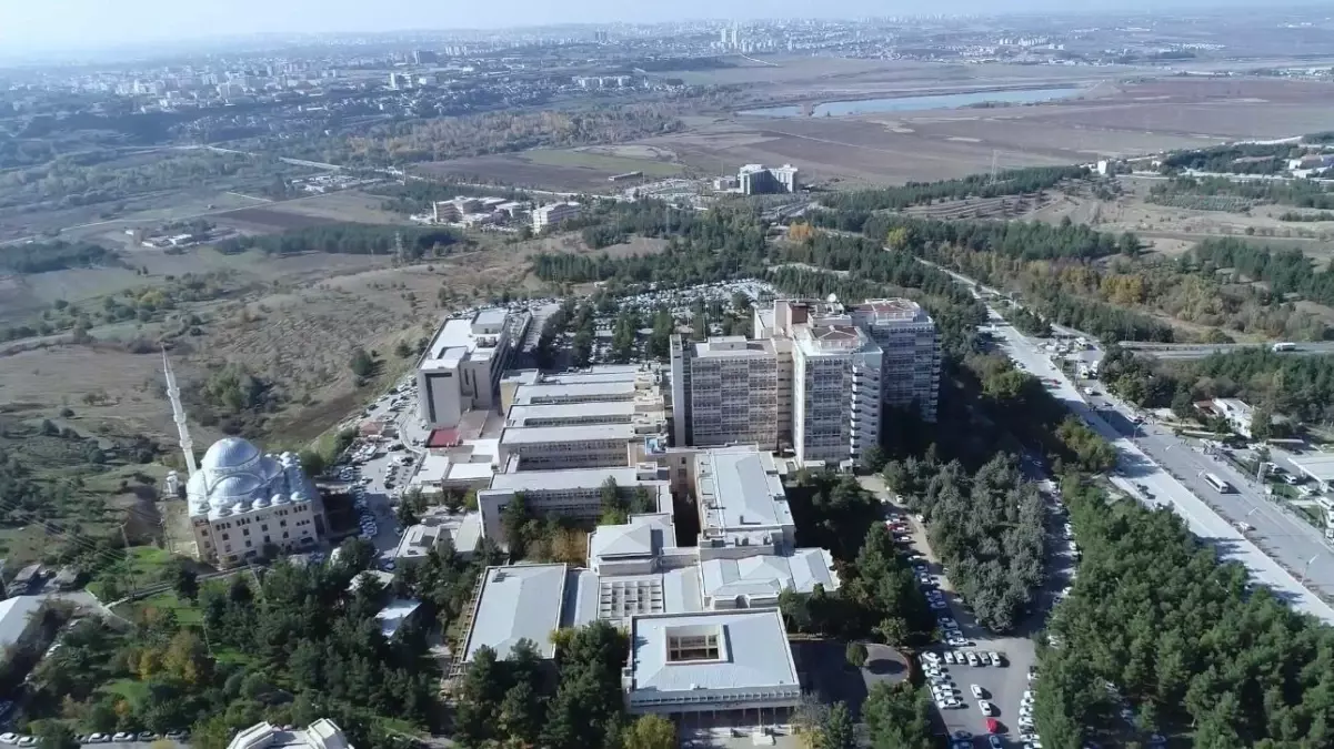 Dicle Üniversitesi’nde 1.18 Milyon Hasta Tedavi Aldı