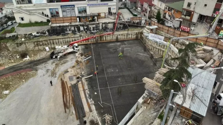 Dilovası Kent Meydanı projesinin temeli atıldı