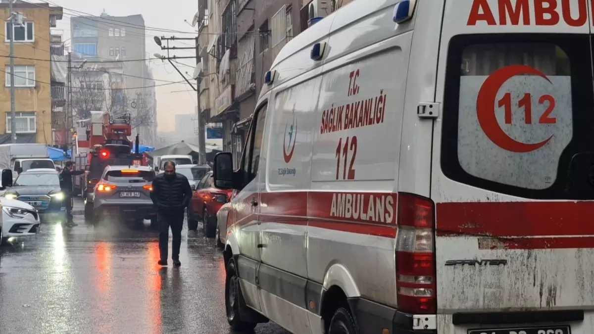 Diyarbakır’da Apartman Yangını