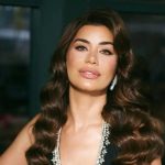 Ebru Şancı botoksu fazla kaçtı! Bir kaşı havada kaldı