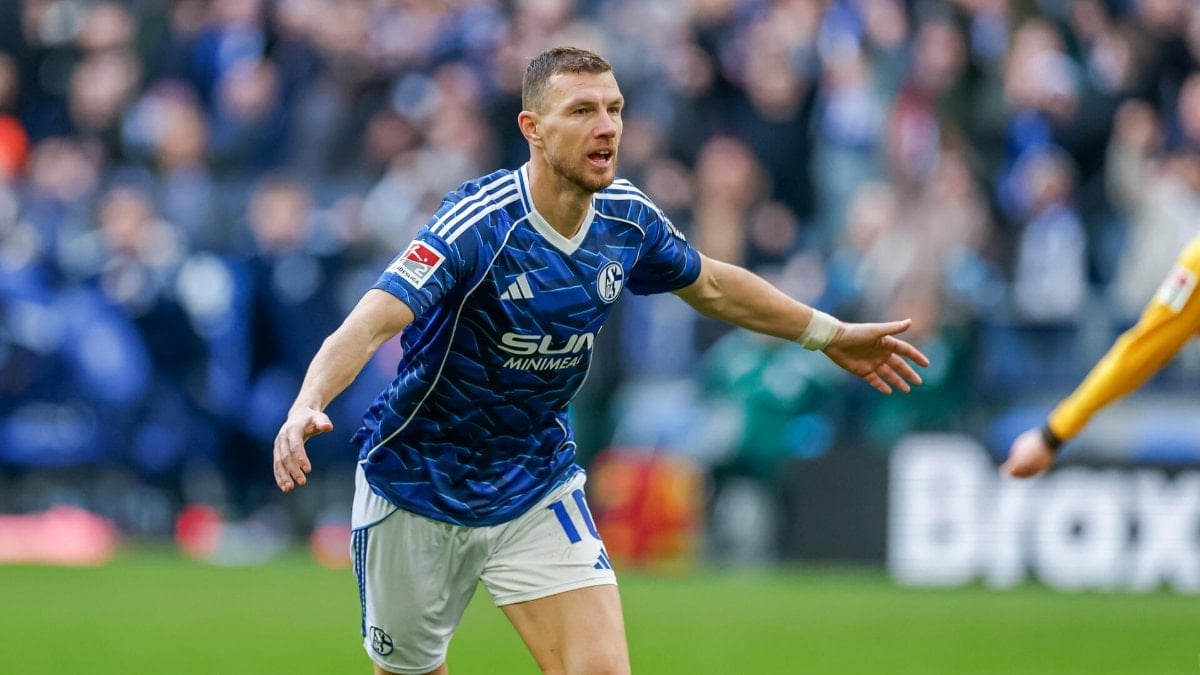 Edin Dzeko’nun golleri Schalke’ye yetmedi
