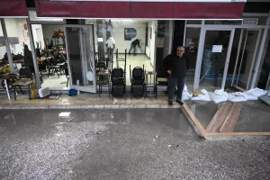 Edirne’de Sağanak: Dereler Taştı, Yollar Kapatıldı