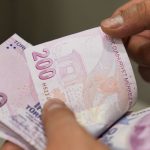 Ekonomistlerin beklentisine göre enflasyon yüzde 30’un altına gerileyecek