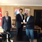 Emekli Vergi Dairesi Müdürü’ne Plaket