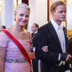 Epstein’dan hamile kaldığı iddia edilen Norveç Veliaht Prensesi Mette-Marit’in oğlu gözaltına alındı