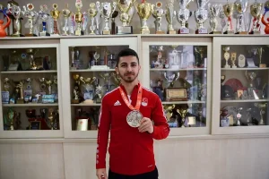 Eray Şamdan: Karate Kariyerini Altınla Noktaladı