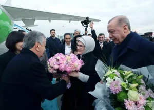 Erdoğan, Mirziyoyev’i Resmi Törenle Karşıladı