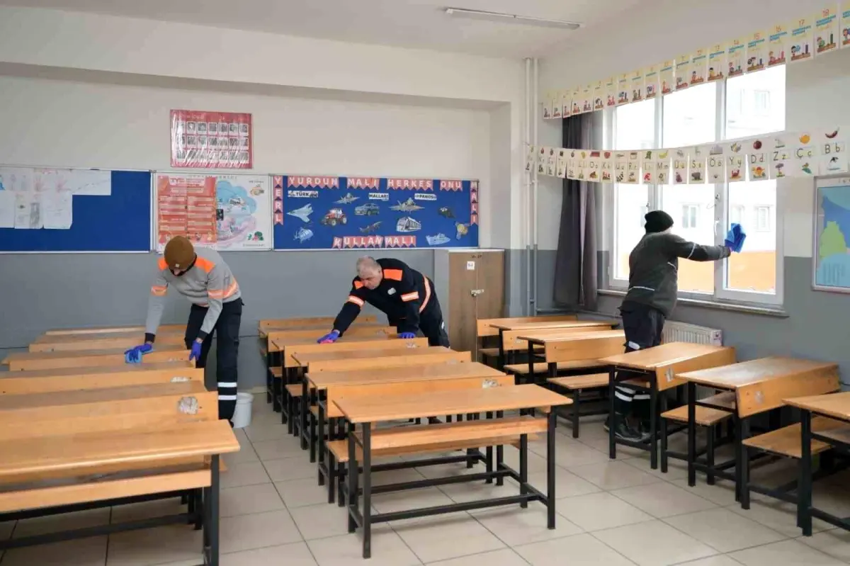 Esenyurt’ta okullar yeni eğitim dönemine hazır