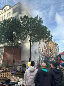 Fatsa’da Yangın: İnşaat Malzemeleri Satan İş Yeri Zarar Gördü