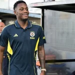 Fener taraftarı şokta! Jhon Duran akşamki maçı beklemeden uçağa binip gitti