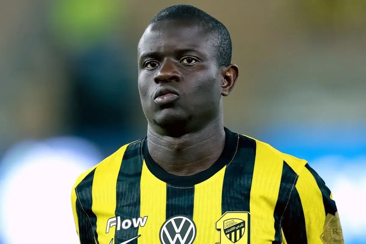 Fenerbahçe’ye transferi gerçekleşmeyen Kante’den olay hamle
