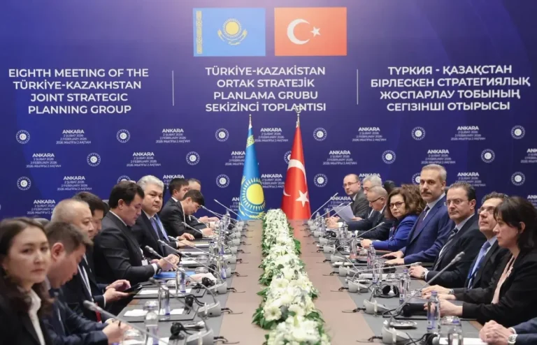 Fidan ve Koşerbayev Ortak Toplantıda Bir Araya Geldi