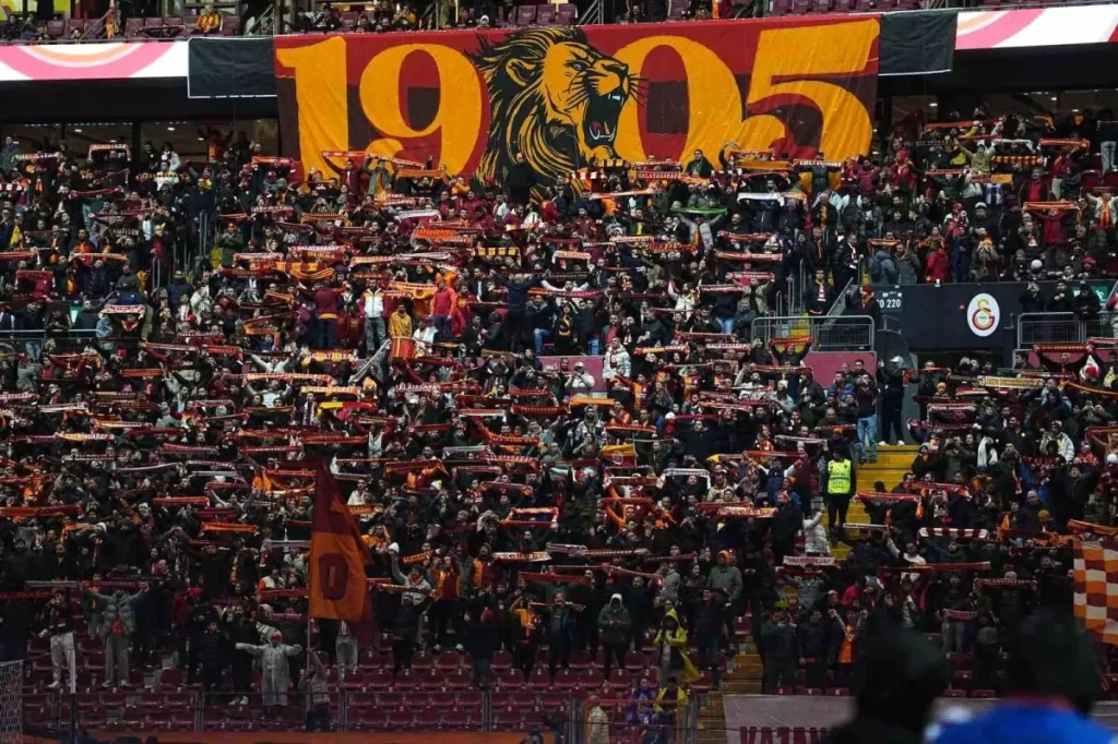 Galatasaray Kayserispor’u ağırlıyor