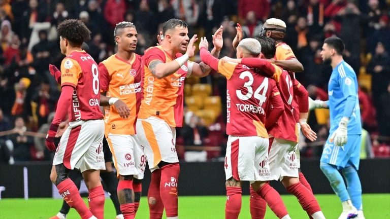 Galatasaray, ligde yenilmezlik serisini 8 maça çıkardı