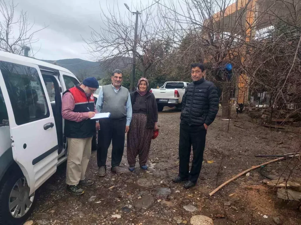 Gazipaşa’da Dolu ve Fırtına Tarımda Hasar Yarattı