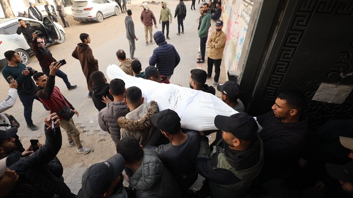 Gazze’de can kaybı 72 bin 63’e yükseldi