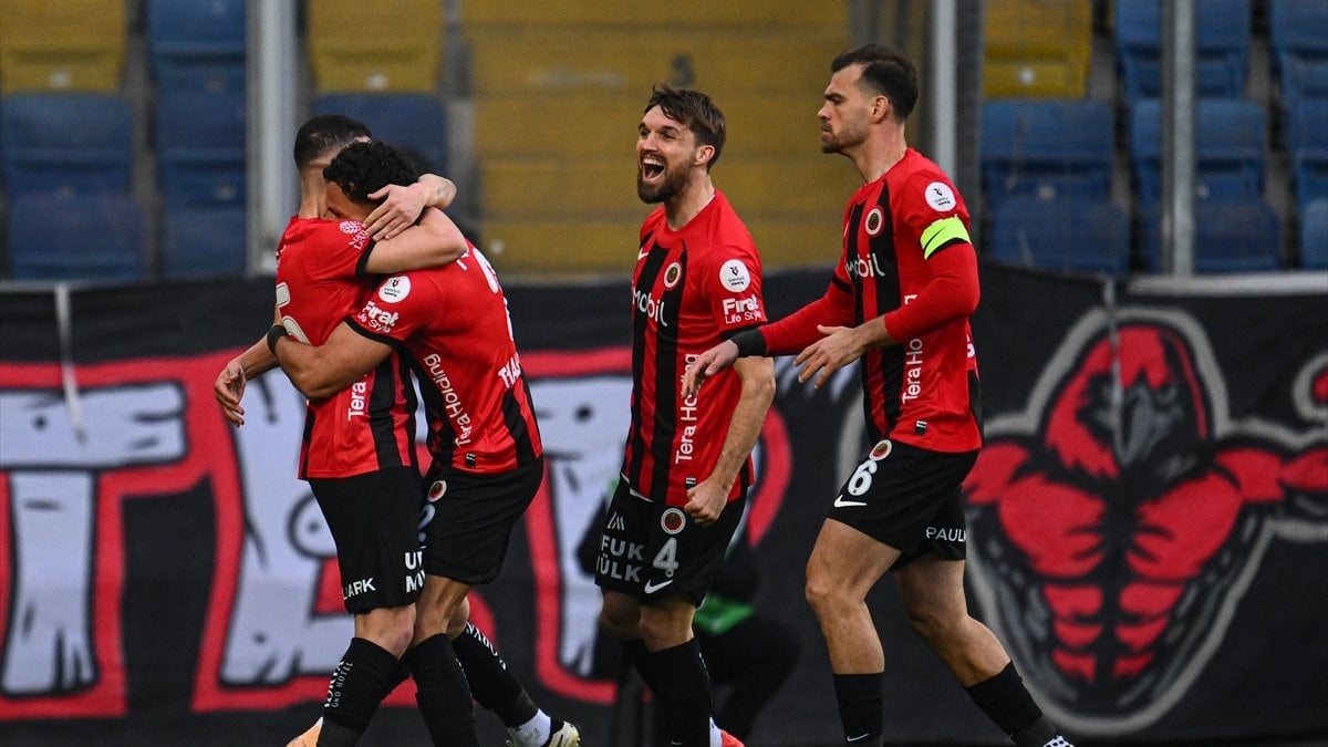 Gençlerbirliği, Gaziantep FK’yı iki golle geçti