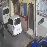 Gençten Duyarlı Davranış: Bayrağı Yerden Kaldırdı