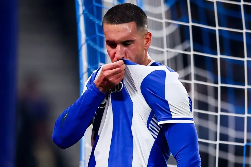 Görüşmeler başlıyor! Galatasaray’a Türk golcü