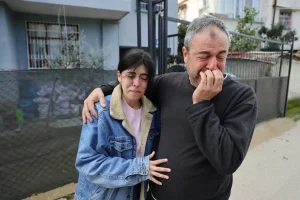 Güvendiği arkadaşı hayatını karartmıştı! Ağlaya ağlaya hapse girdi