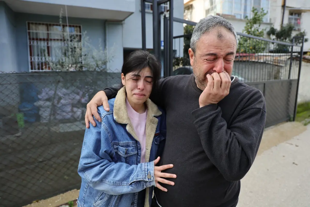 Güvendiği arkadaşı hayatını karartmıştı! Ağlaya ağlaya hapse girdi