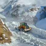 Hakkari’de Çığ ve Kar Yağışı Nedeniyle Ulaşım Kesildi