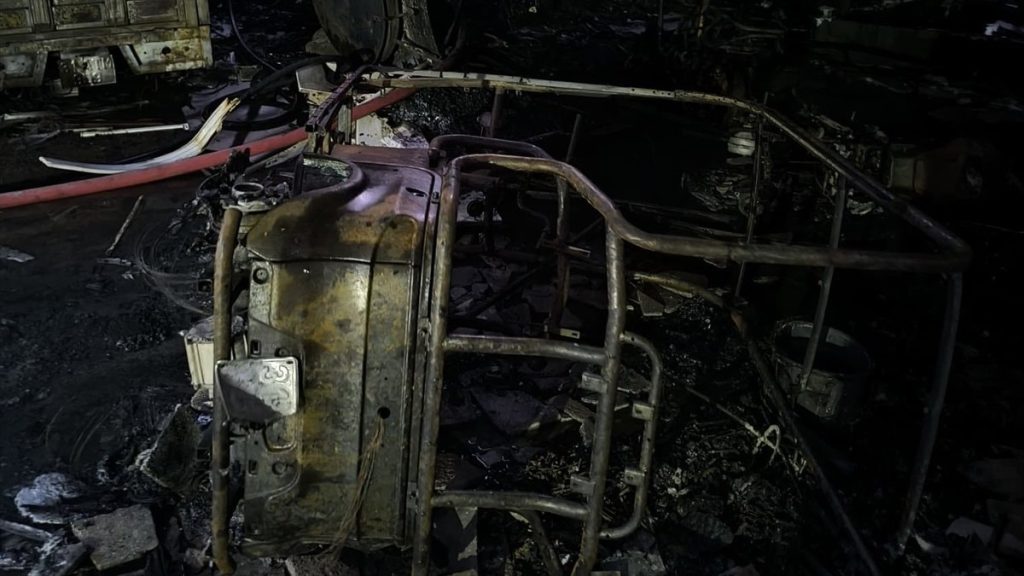 Hatay’da sanayi sitesinde yangın: 3 iş yeri ve 1 ev zarar gördü