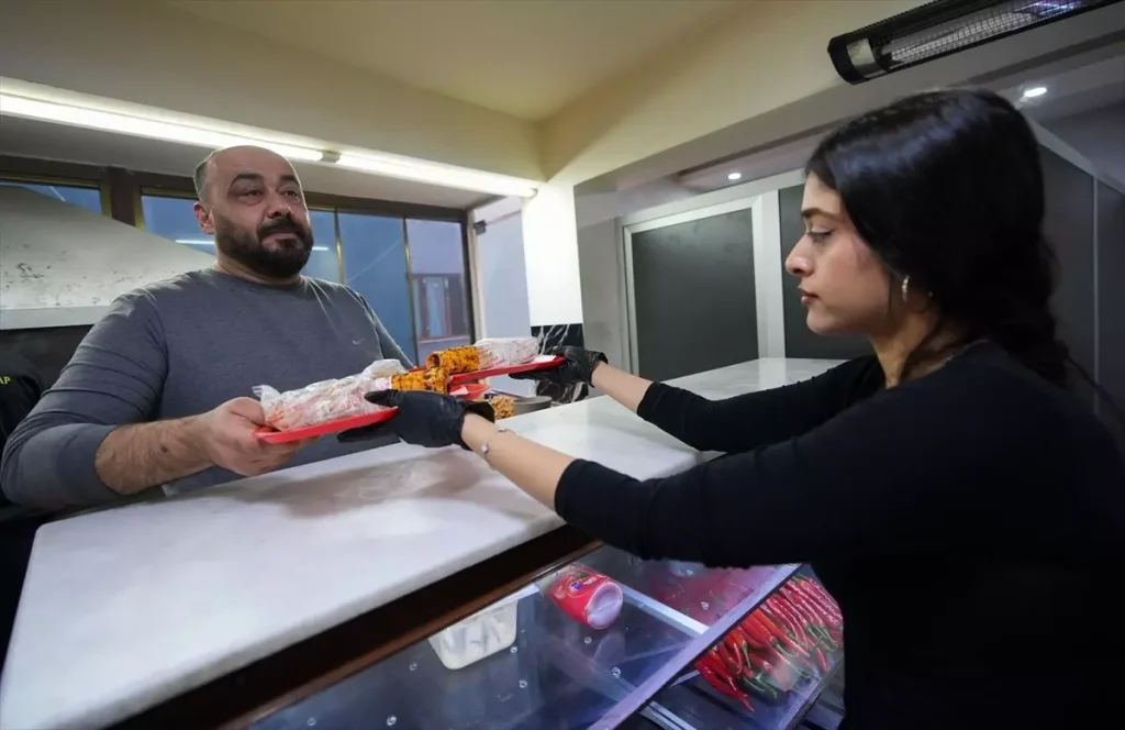 Hataylı Ailenin İzmir’deki Yeni Hayatı