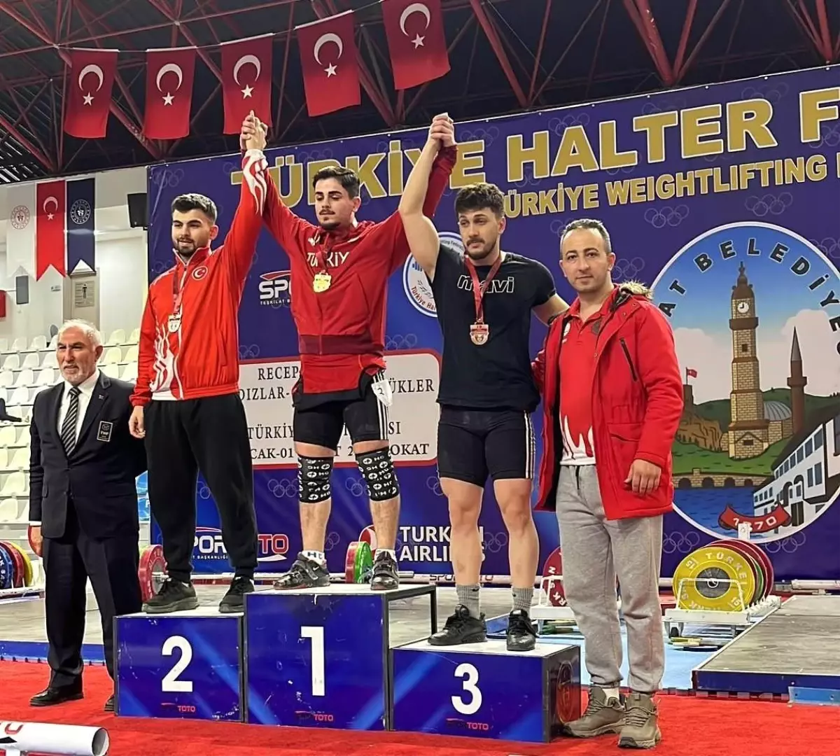 İbrahim Özbay’dan Bronz Madalya