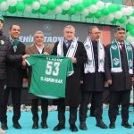 Iğdır’ın yeni stadının açılışını Bakan Osman Aşkın Bak gerçekleştirdi