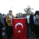 İkinci Dönem Bayrak Sevgisi ile Başladı