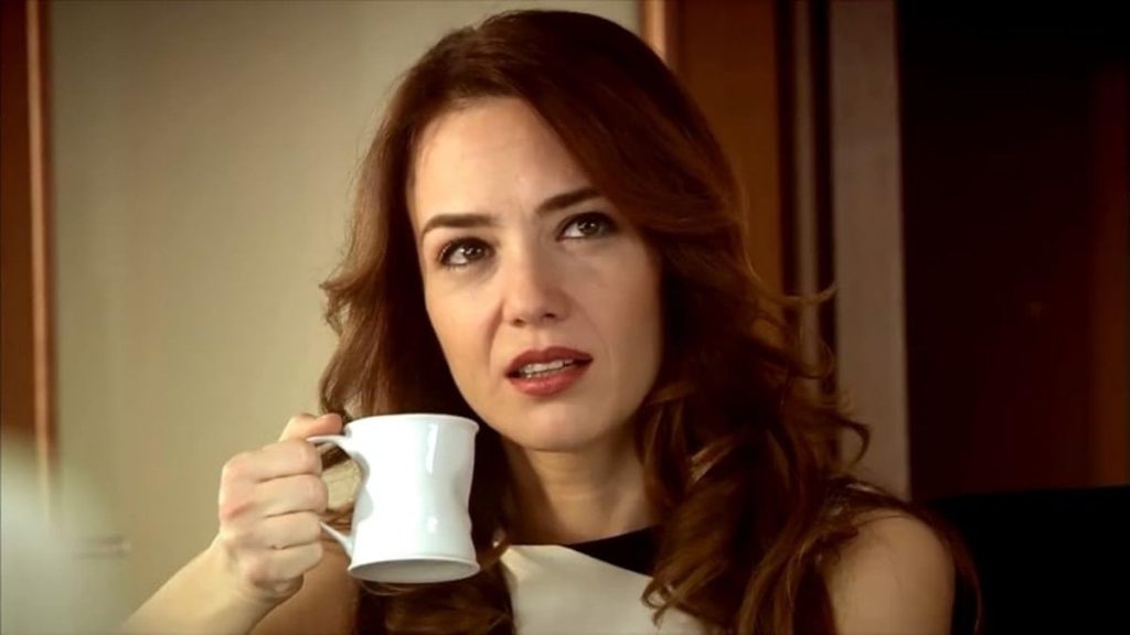 İlk kez türban taktı! Deniz Uğur’un değişimi…