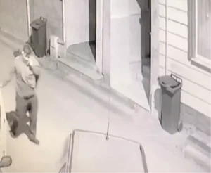 İnegöl’de Park Halindeki Araçlara Saldırı