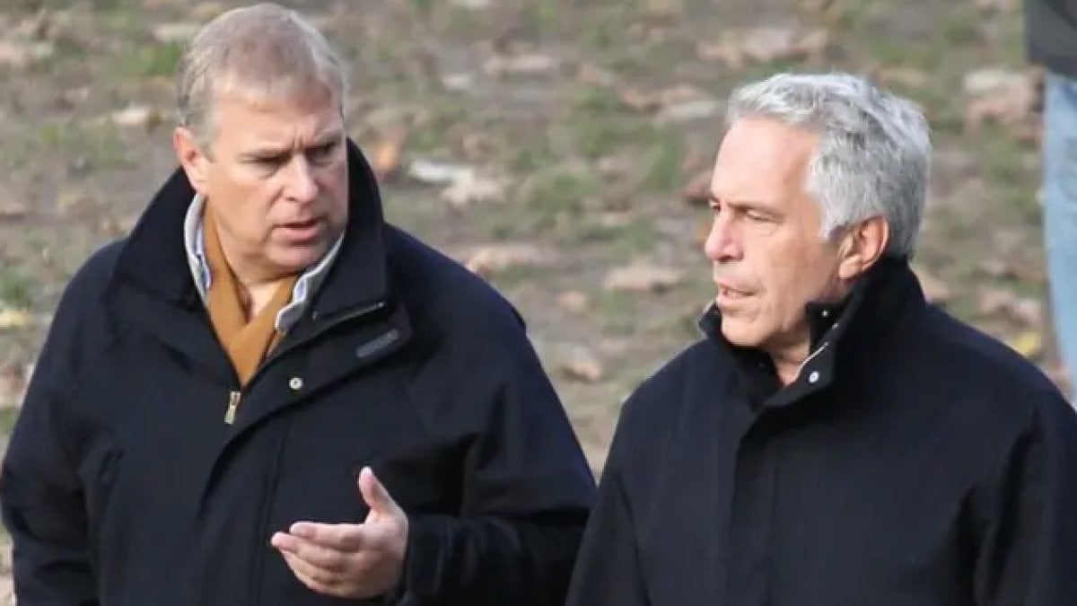 İngiltere eski Prensi Andrew gözaltına alındı