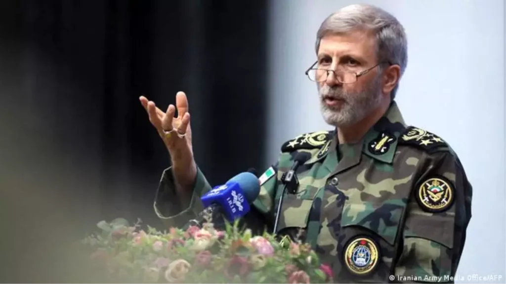 İran Ordusu Yüksek Alarmda