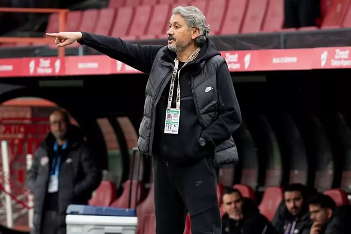 İsmini kimse bilmiyordu! Küme düşer denilen takımın başına geçti, tarih yazıyor