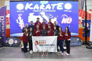 İstanbul Kent Üniversitesi Karate’de Başarı