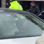 İstanbul’da trafiği kilitleyip aracında dans eden kadın hastaneye yatırıldı