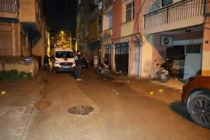 İzmir’de Bıçaklı Kavga: 7 Yaralı