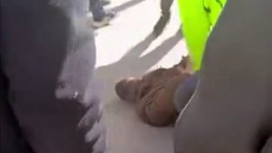 İzmir’de husumetlisinin iş yerine pompalı tüfekle ateş açan şahıs gözaltına alındı