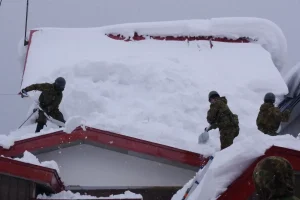 Japonya’da Kar Fırtınası: 35 Can Kaybı