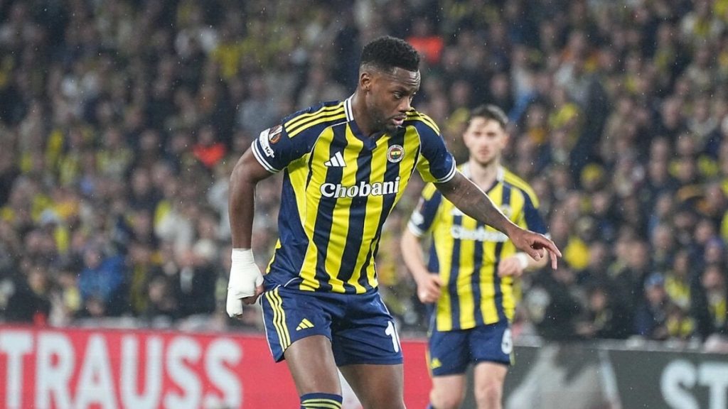 Jhon Duran, Fenerbahçe’de 6 ay kaldı!